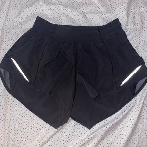 Size 2 Lululemon Hotty Hot Shorts